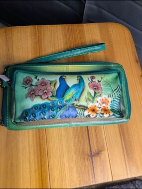 NWOT Anuschka Green "Passionate Peacock' Painted Leather Wristlet Wallet